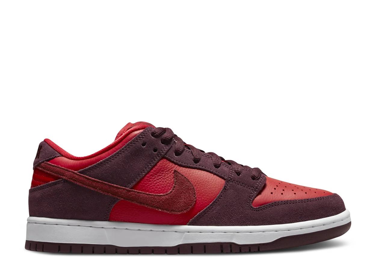 SB Dunk Low Cherry