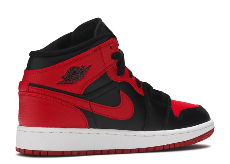 Air Jordan 1 Mid Banned