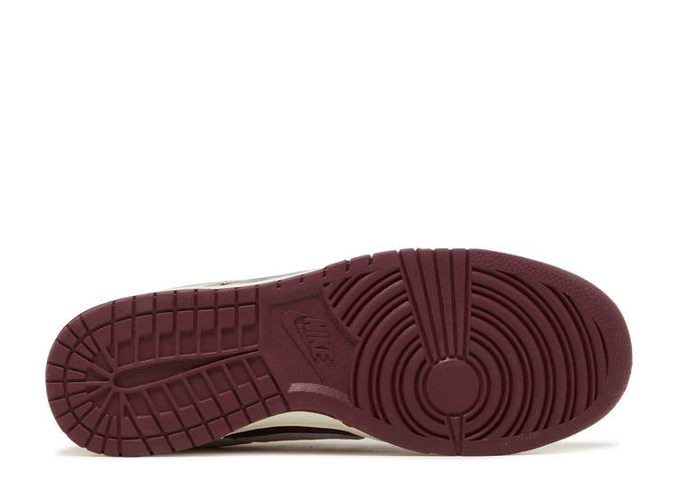 Dunk Low Premium Valentines Day