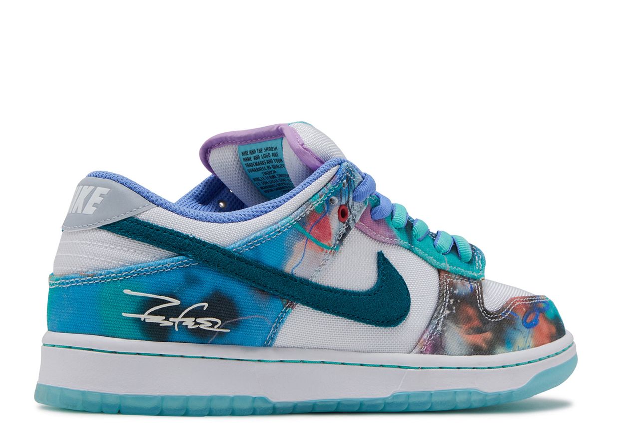 Futura x SB Dunk Low Bleached Aqua HEAD2SOLE